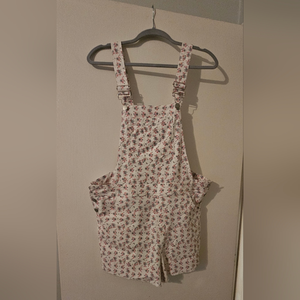 Floral Women's Overall Shorts